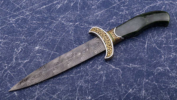 Engraved/gold inlaid jade handled dagger