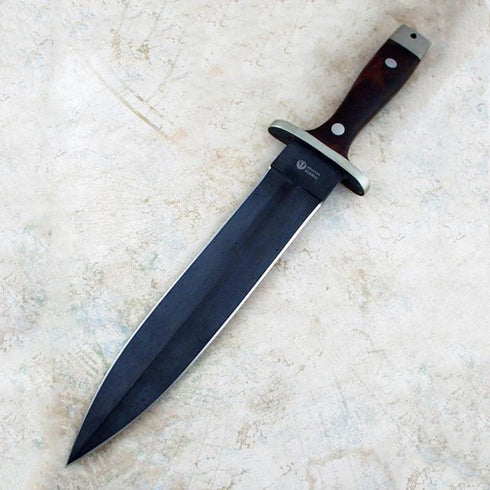 Fighting knife