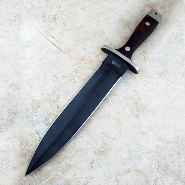 Fighting knife