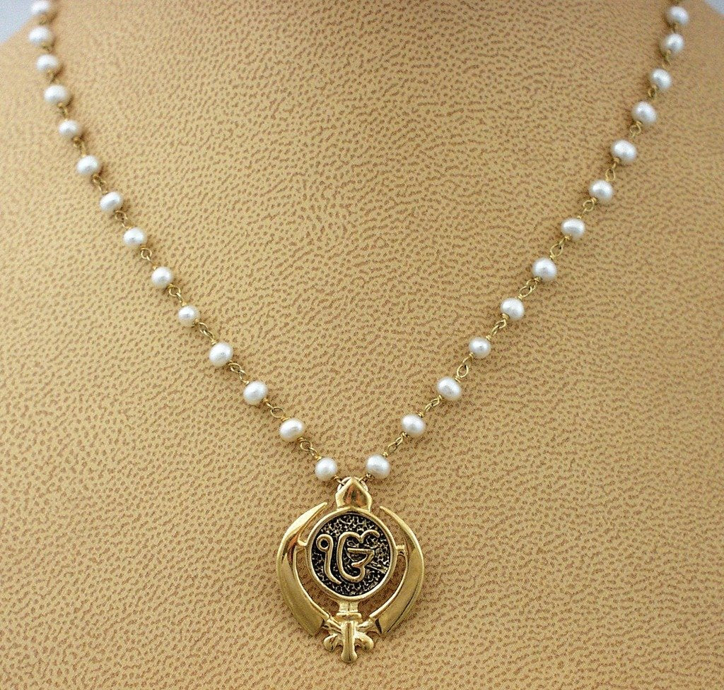 Pearl necklace with ekongkar khanda pendant