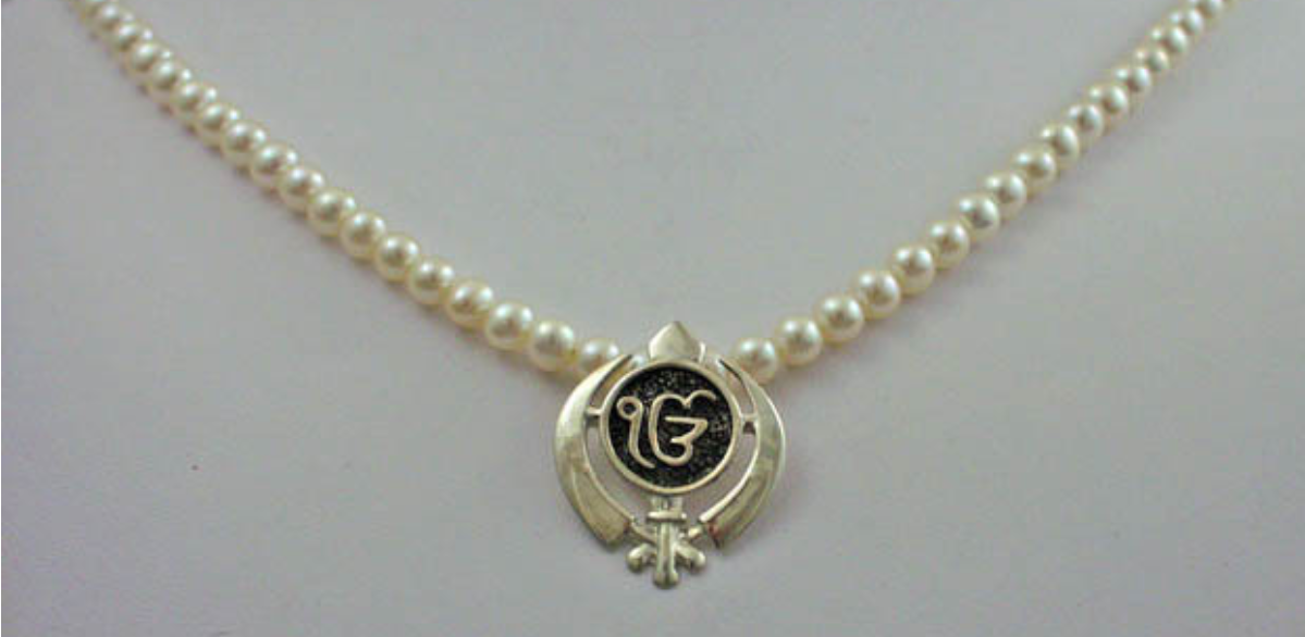 Pearl necklace with Khanda Ekongkar pendant